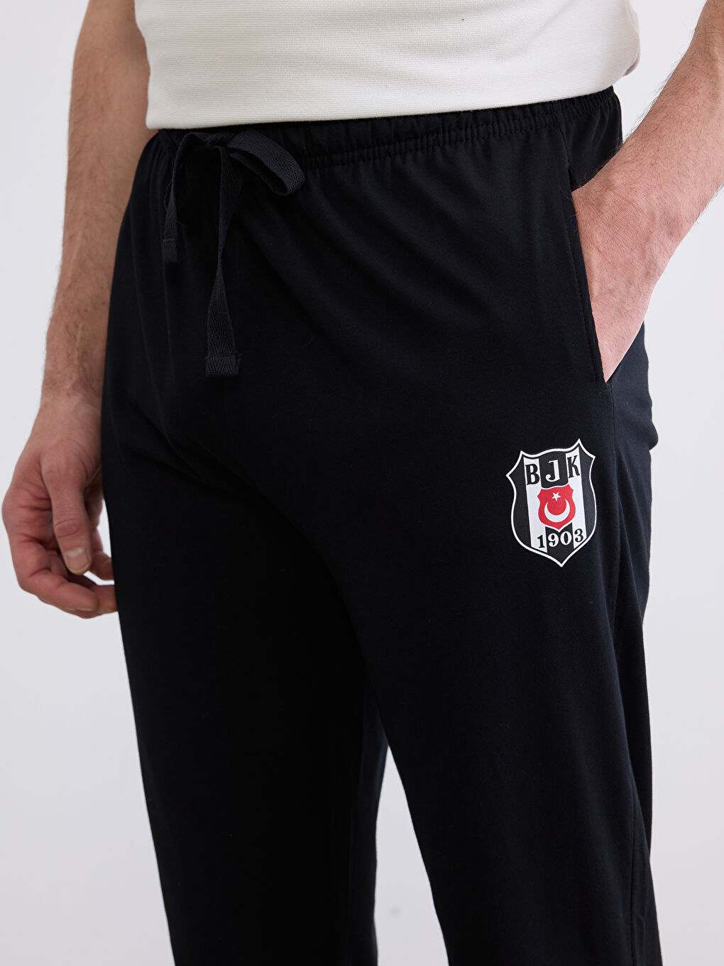 Siyah Standart Kalıp Beşiktaş Baskılı Erkek Pijama Alt-1