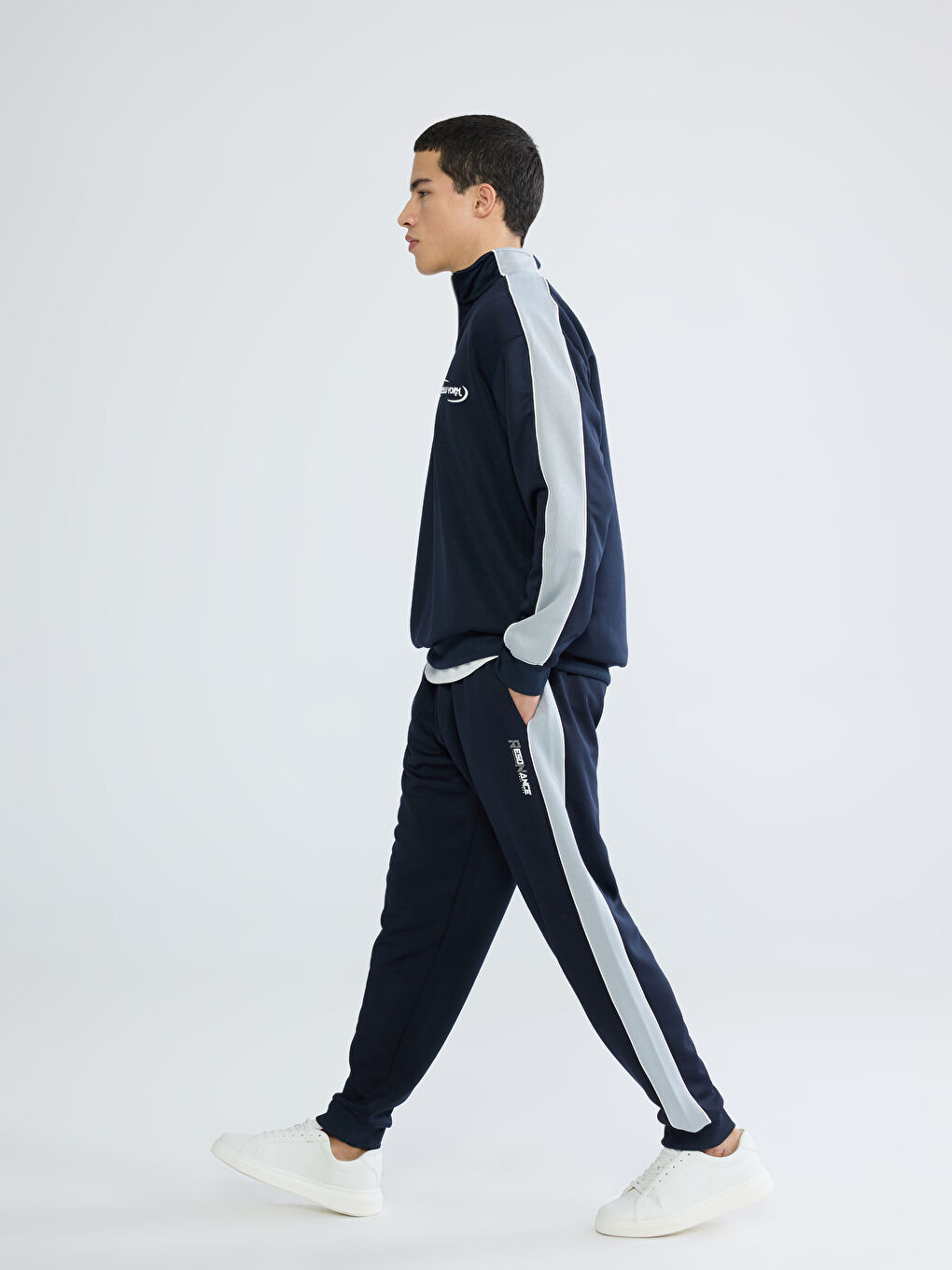 Lacivert Standart Kalıp Erkek Jogger Eşofman Altı
