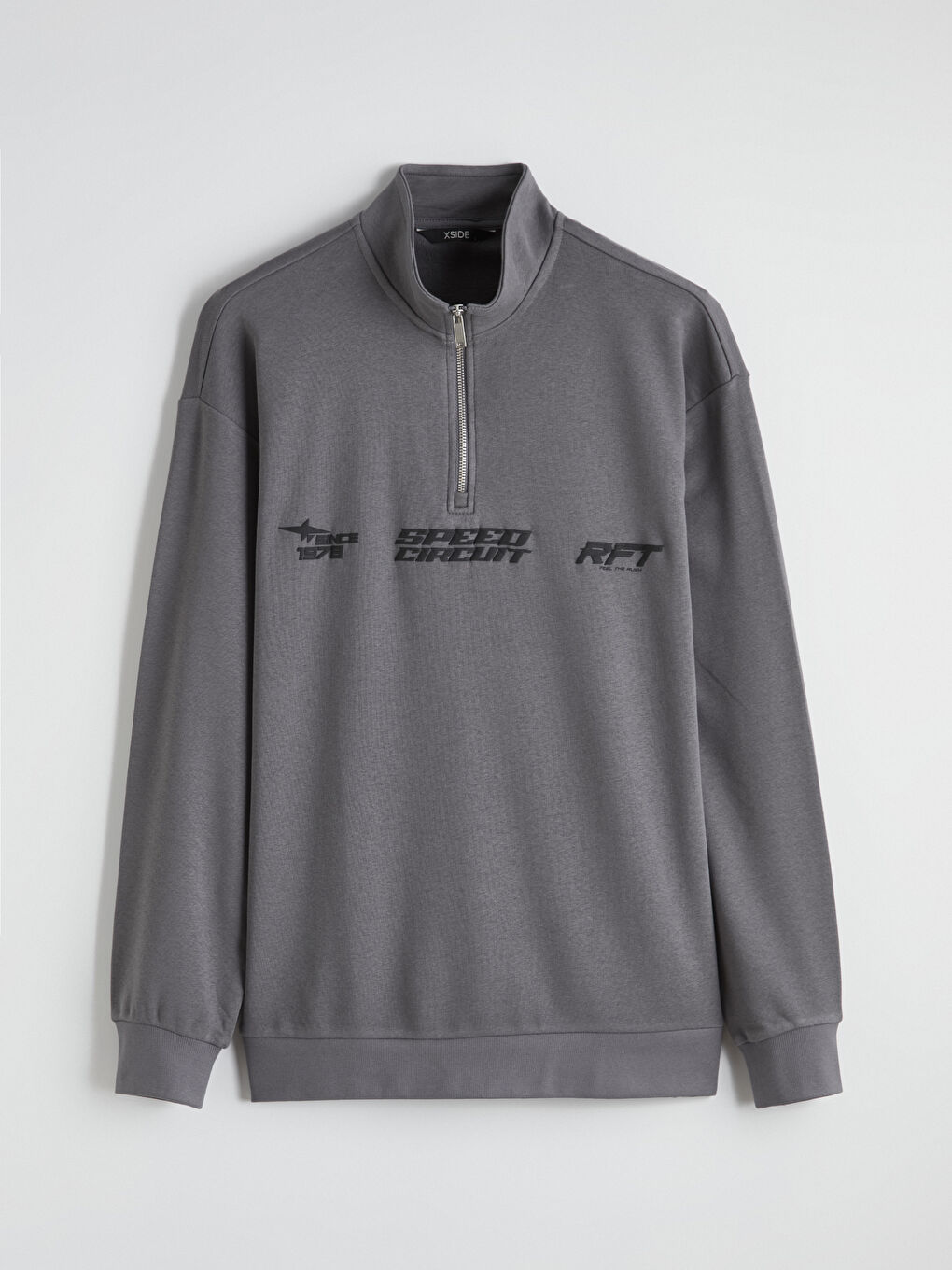 Gri Dik Yaka Baskılı Erkek Sweatshirt