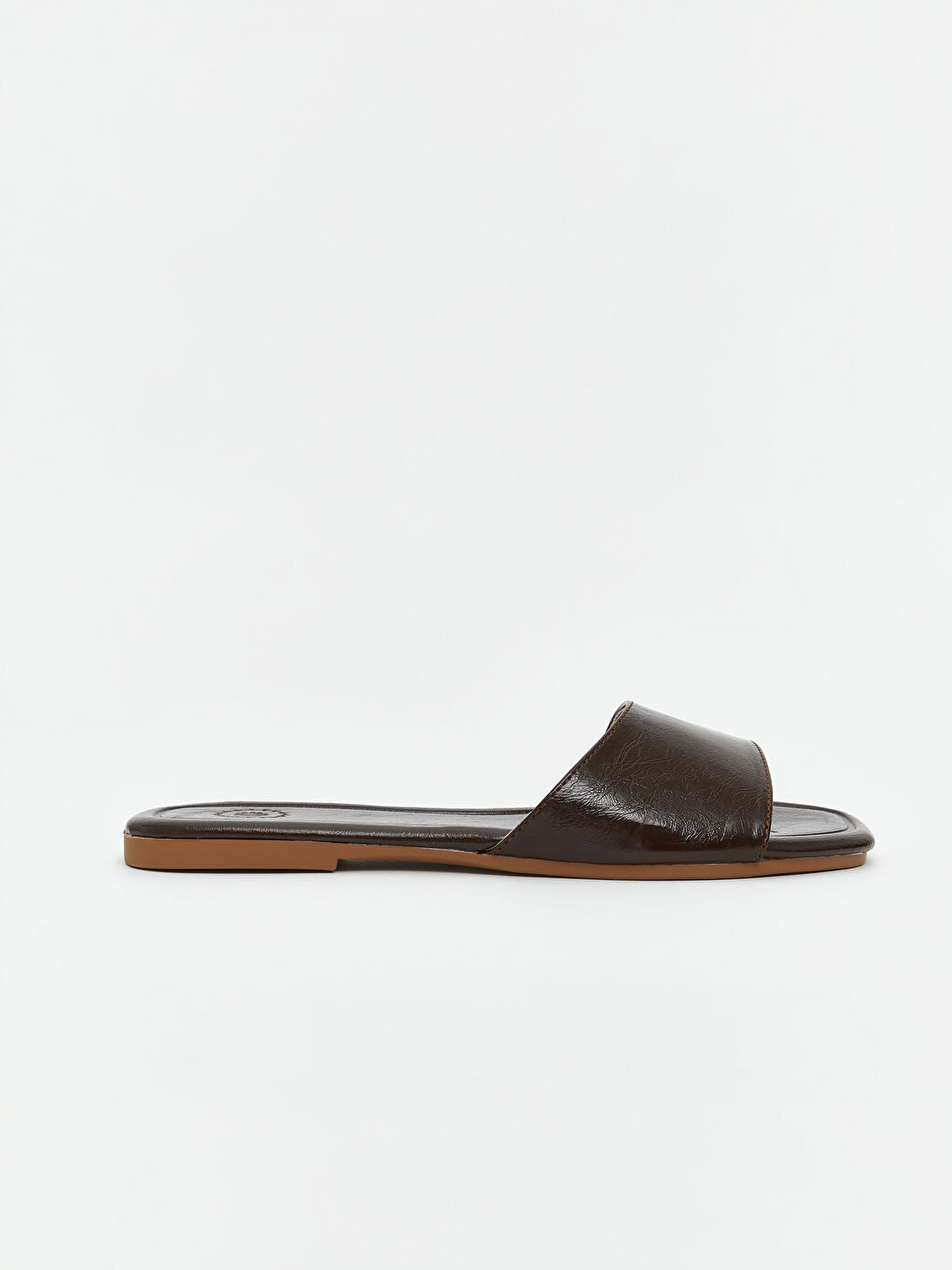 Kahverengi Kadın Terlik-1