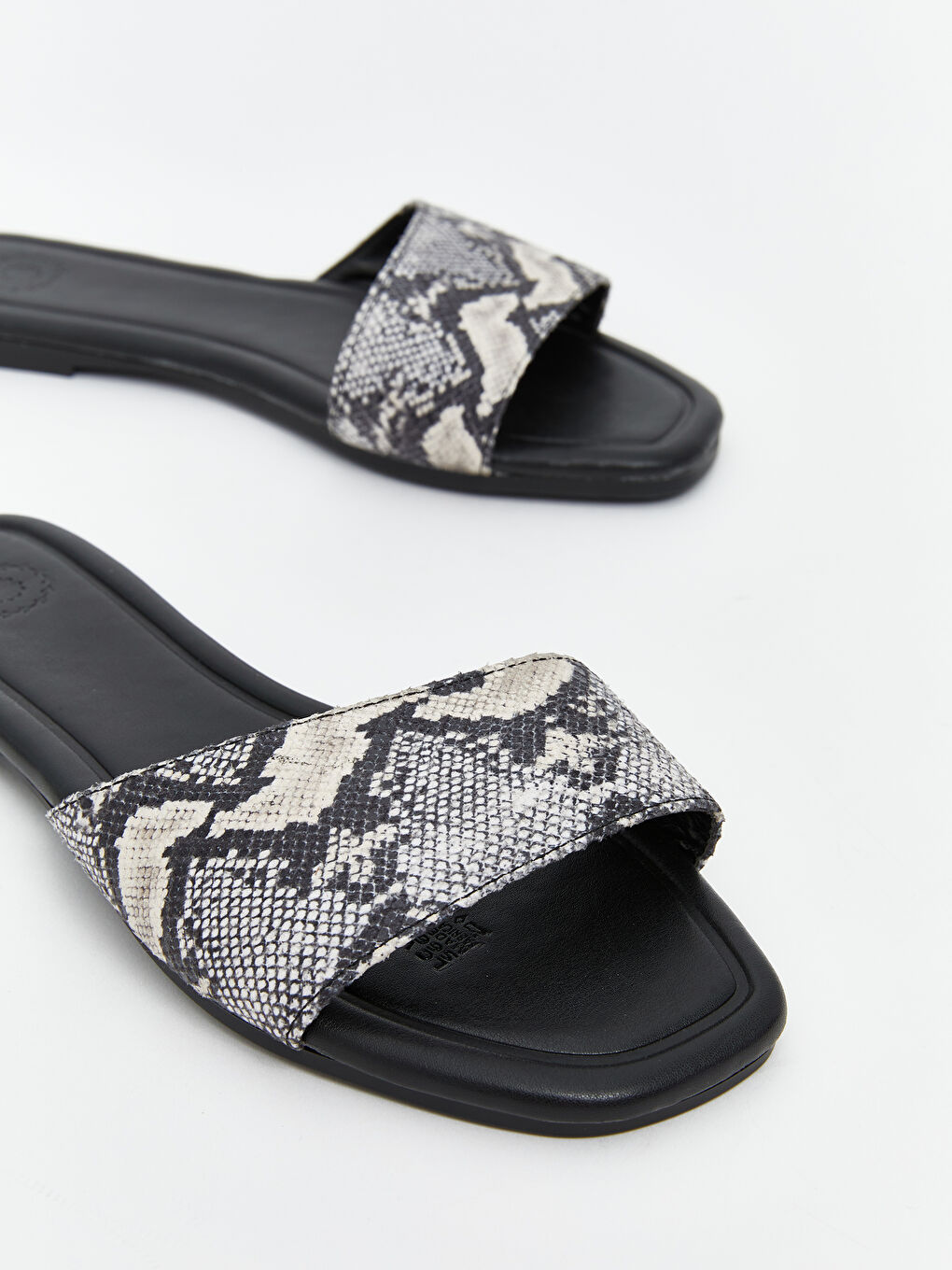 Karışık Kadın Terlik-2