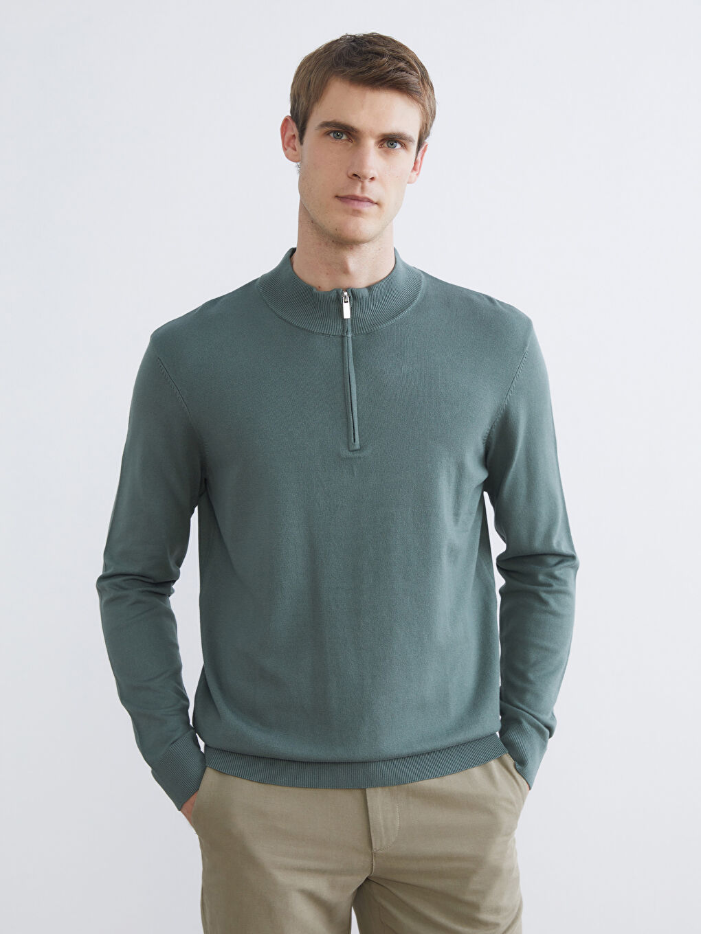 Men's Turtleneck Knit Sweater