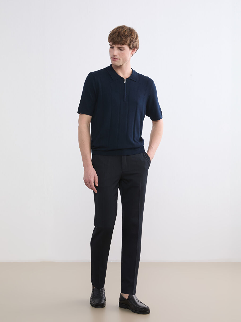 Pulover tricotat cu mâneci scurte și guler polo pentru bărbați-1