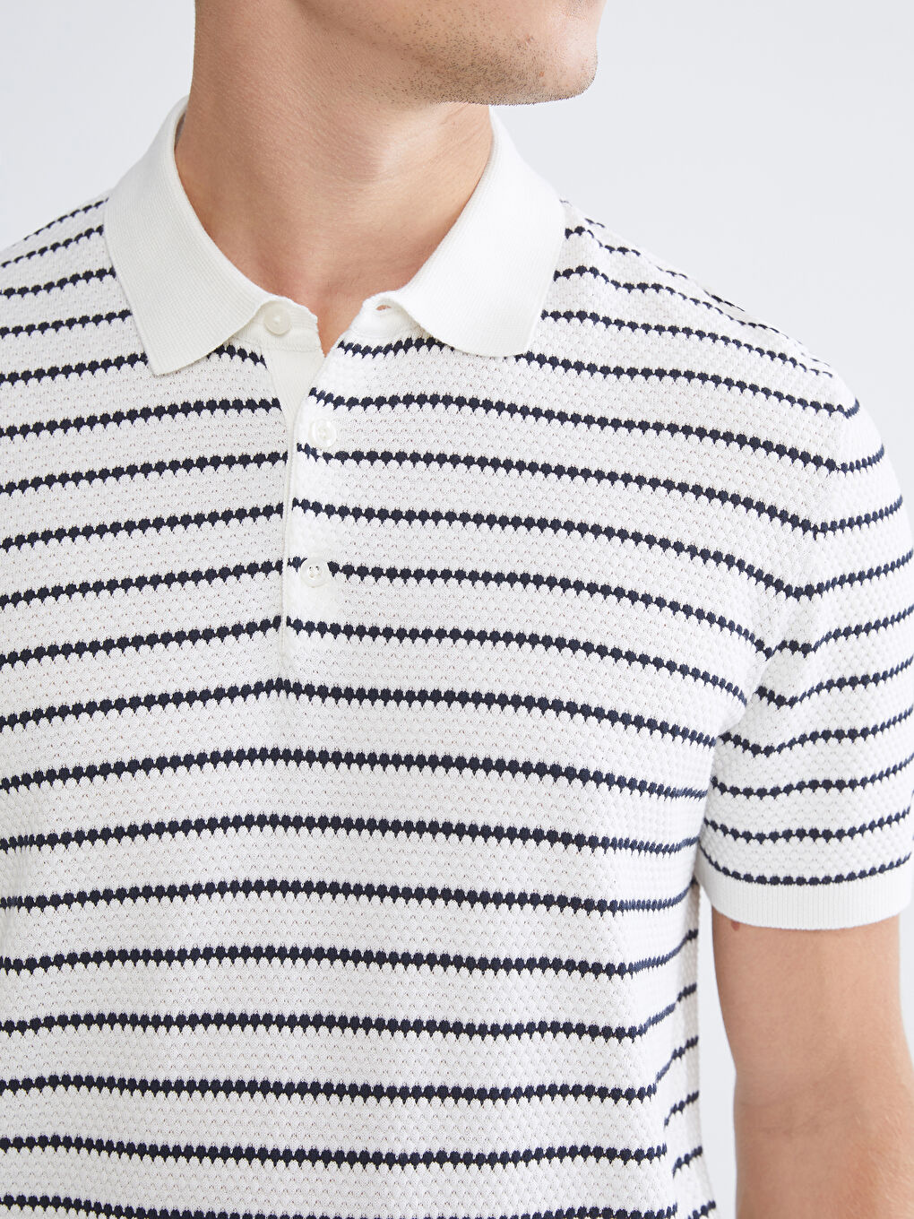 T-shirt en tricot à rayures à col polo pour homme-2