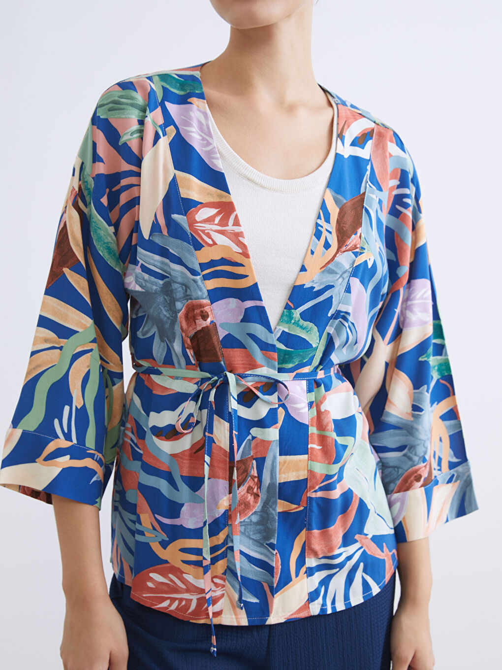Shawl Collar Patterned Women's Kimono with Sash-2