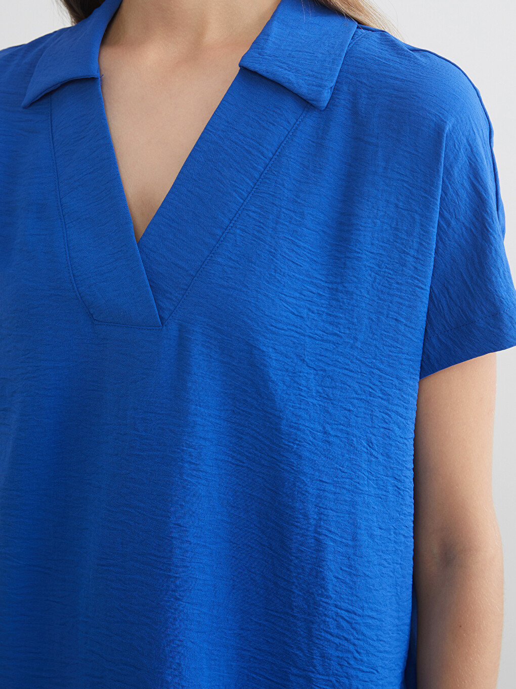 Blouse surdimensionnée en aérobine à col chemise-2