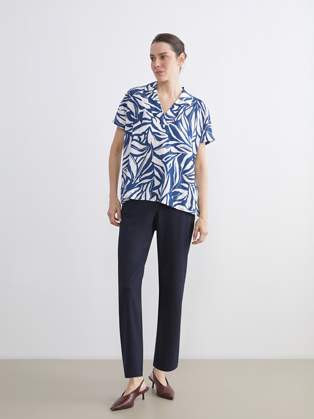 Collared Neck Patterned Oversize Blouse-1