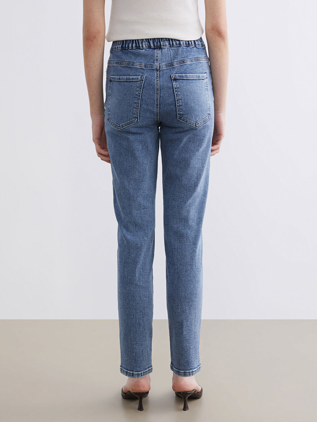 Жінка СИНІЙ Джинси-3