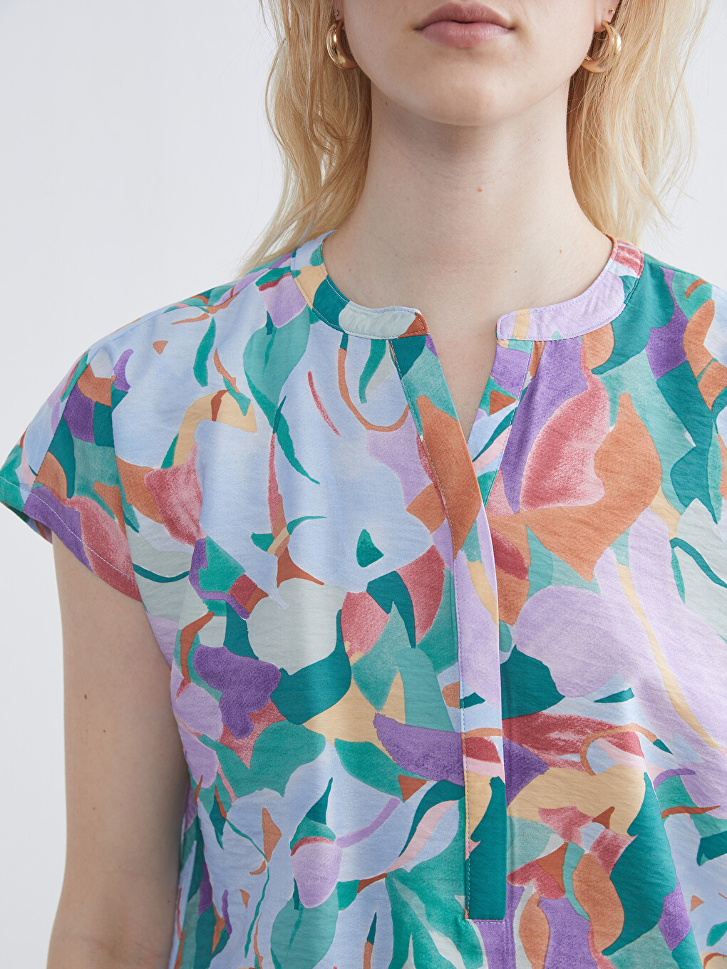 Notch Neck Patterned Blouse-2