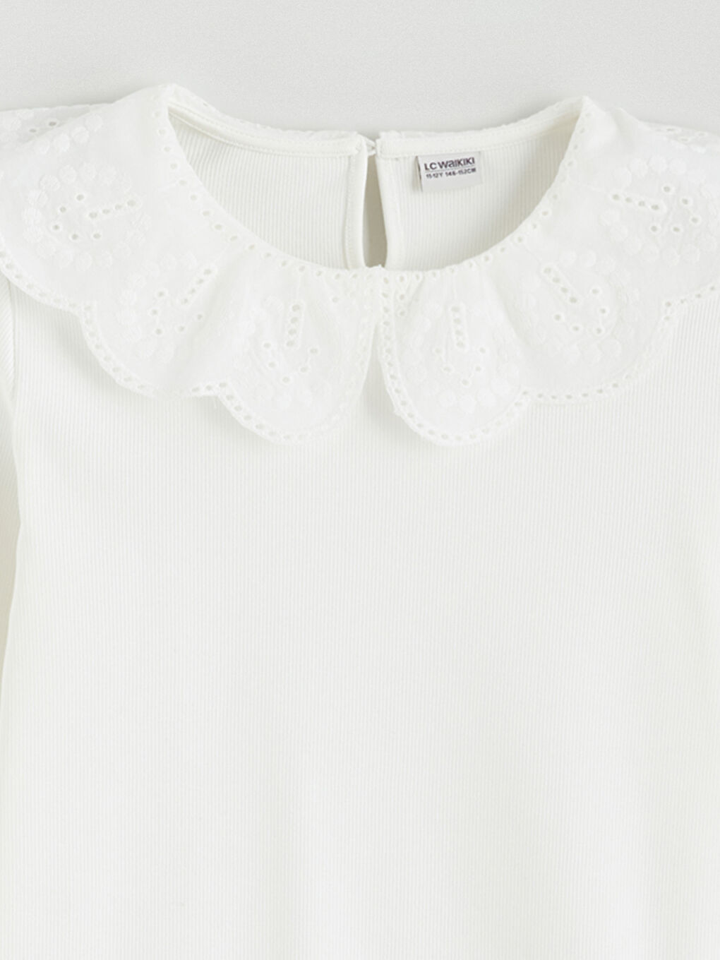 Ekru Bebe Yaka Fisto Detaylı Kız Çocuk Tişört-1