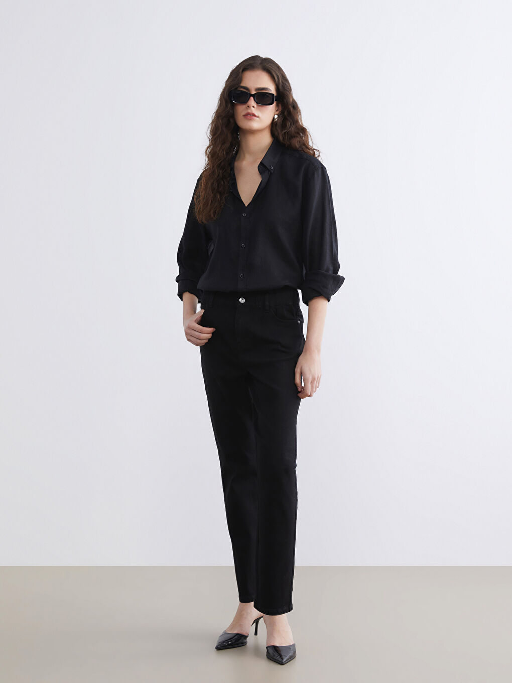 Әйелдер қара Джинсы шалбар