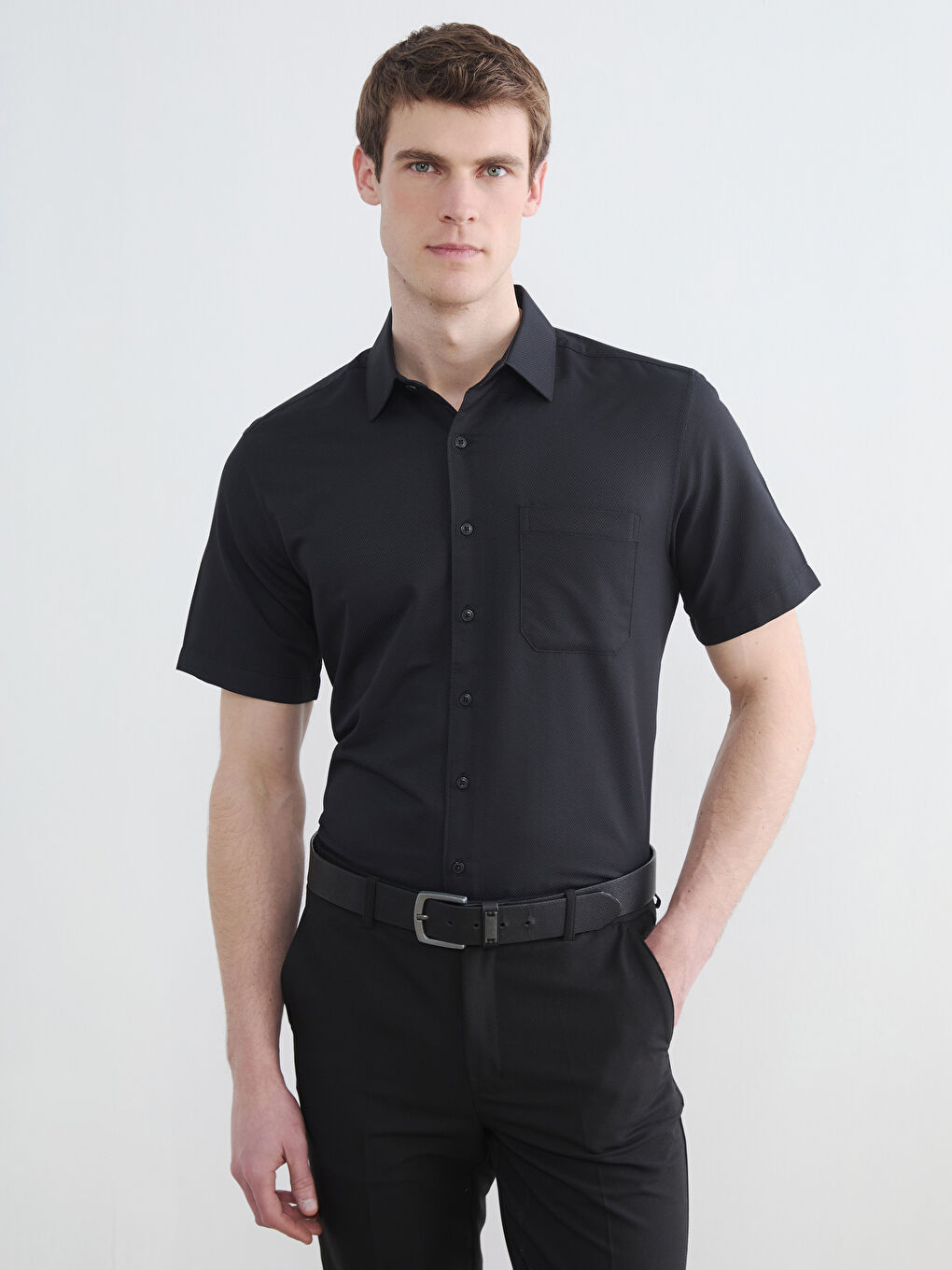 Cămașă bărbătească cu model, croială Regular Fit