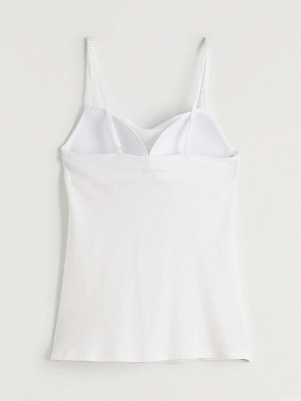 Beyaz U Yaka Askılı Kadın Kaplı Atlet-5