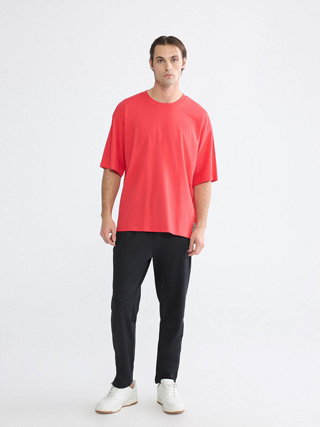 Kırmızı Bisiklet Yaka Erkek Spor Tişört-1