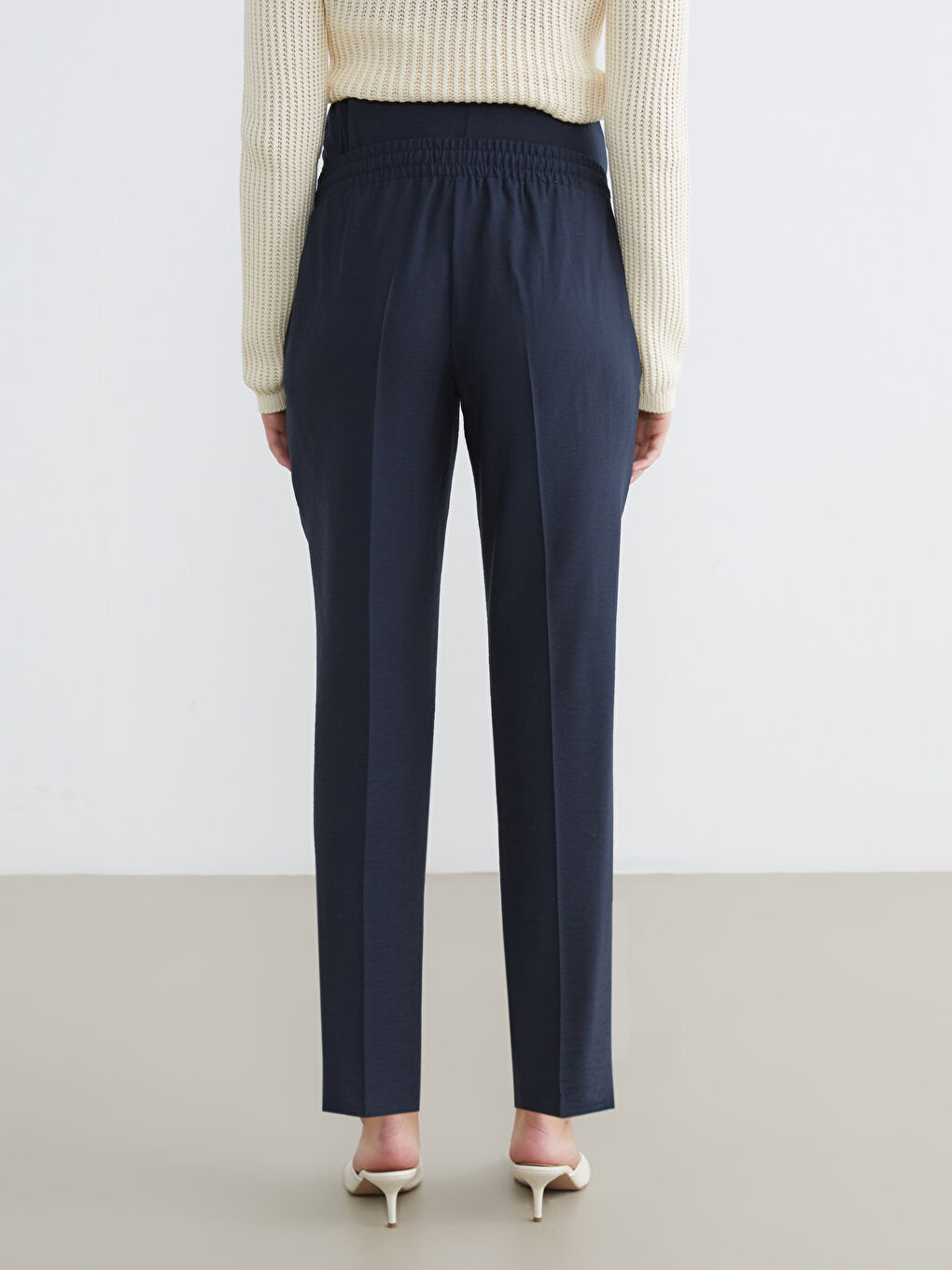 Pantaloni Femei Croială Carrot cu Talie Elastică-3