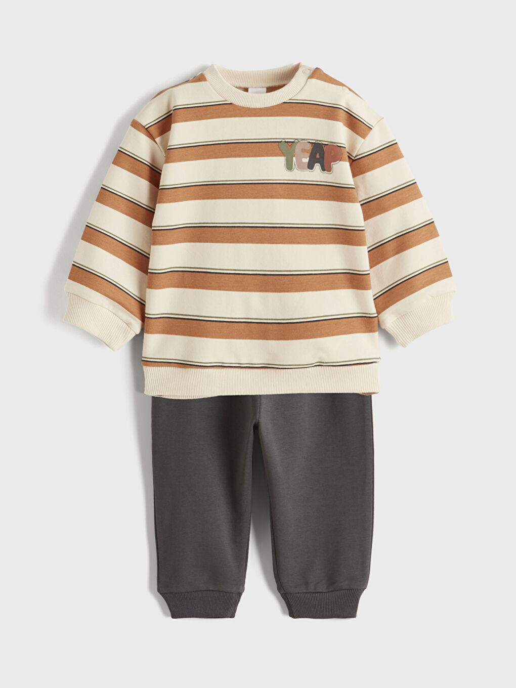 Striped Crew Neck Sweatshirt and Tracksuit Set for Baby Boys