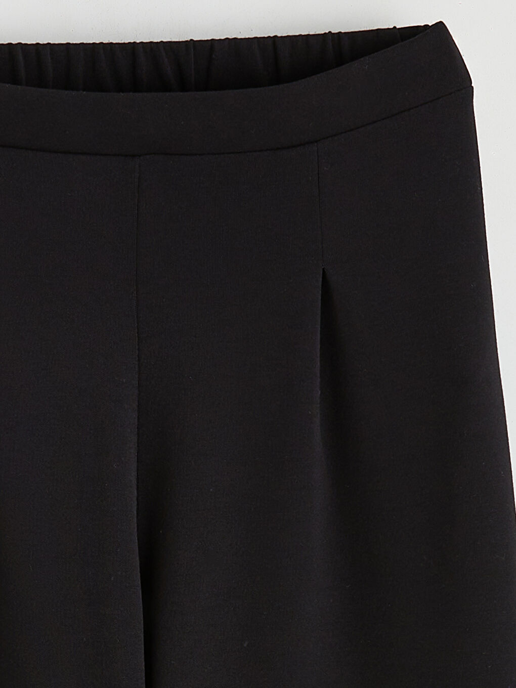 Siyah Geniş Paça Pileli Kız Çocuk Eşofman Altı-1