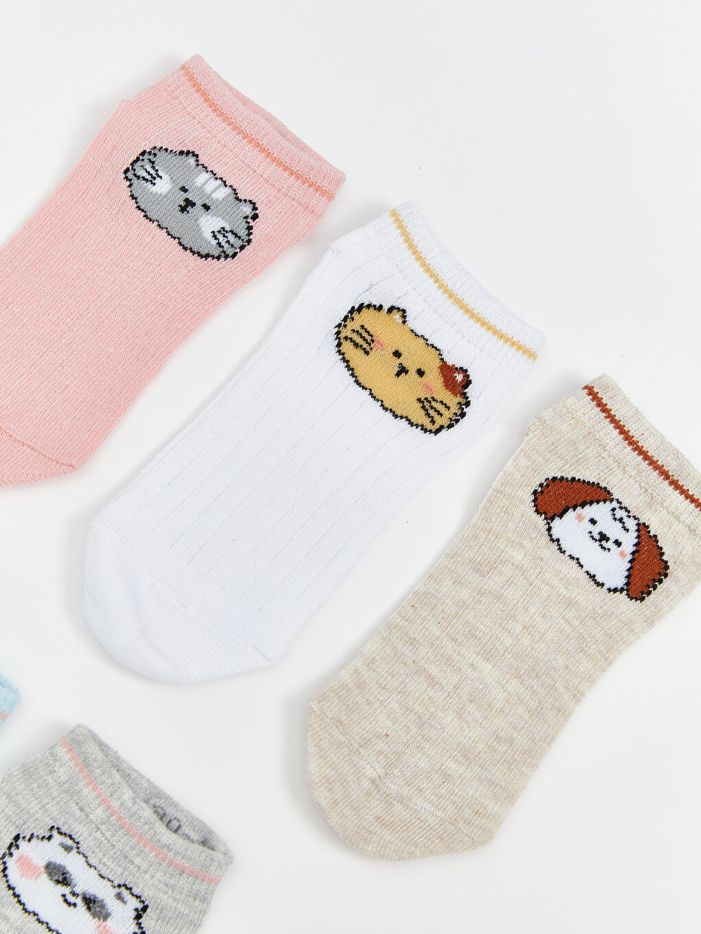 جوارب رياضية للبنات منقوشة - عبوة ٥ قطع-1