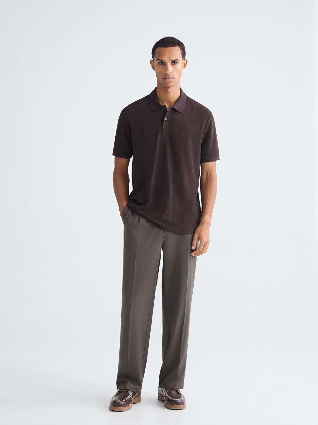 Kahverengi Polo Yaka Erkek Tişört-1