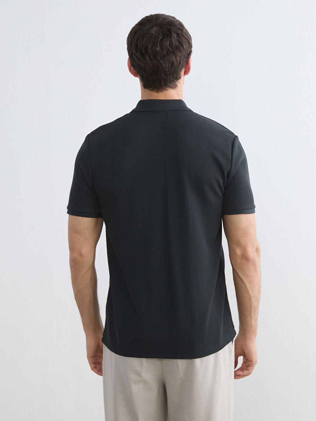 Siyah Polo Yaka Erkek Tişört-3