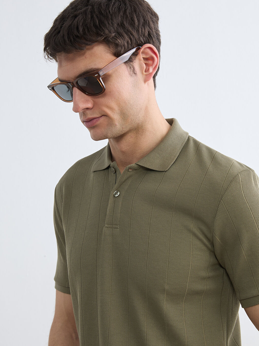 Haki Polo Yaka Erkek Tişört