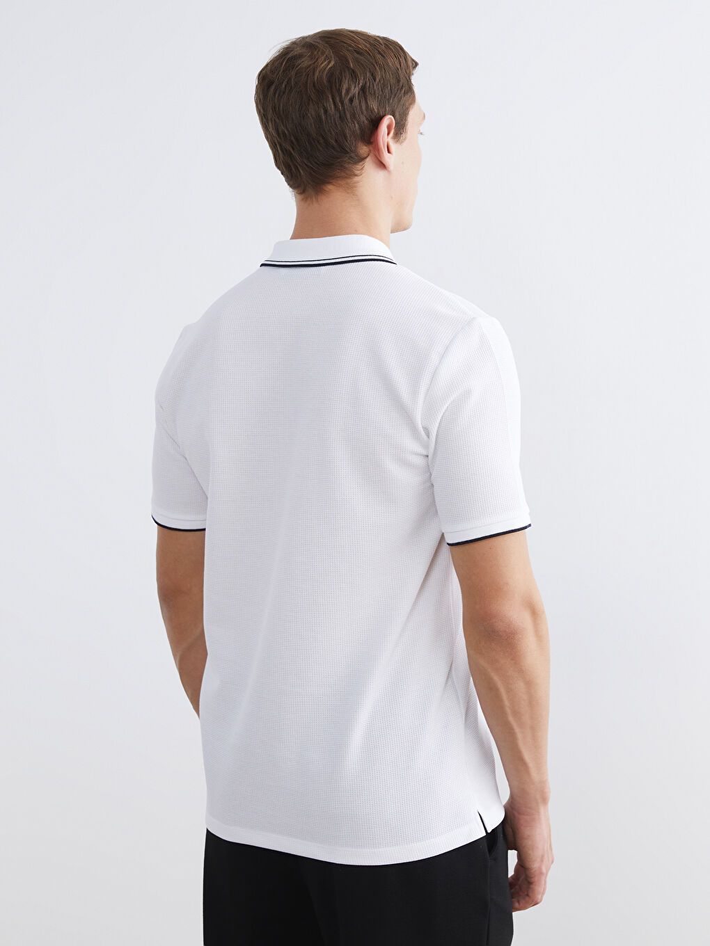 Beyaz Polo Yaka Erkek Tişört-3