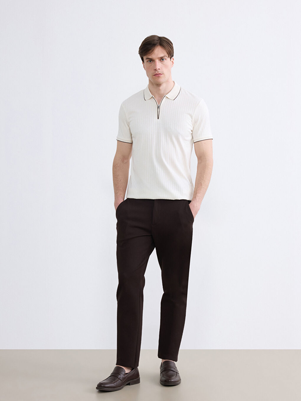 Мъж Екрю Тениска-1