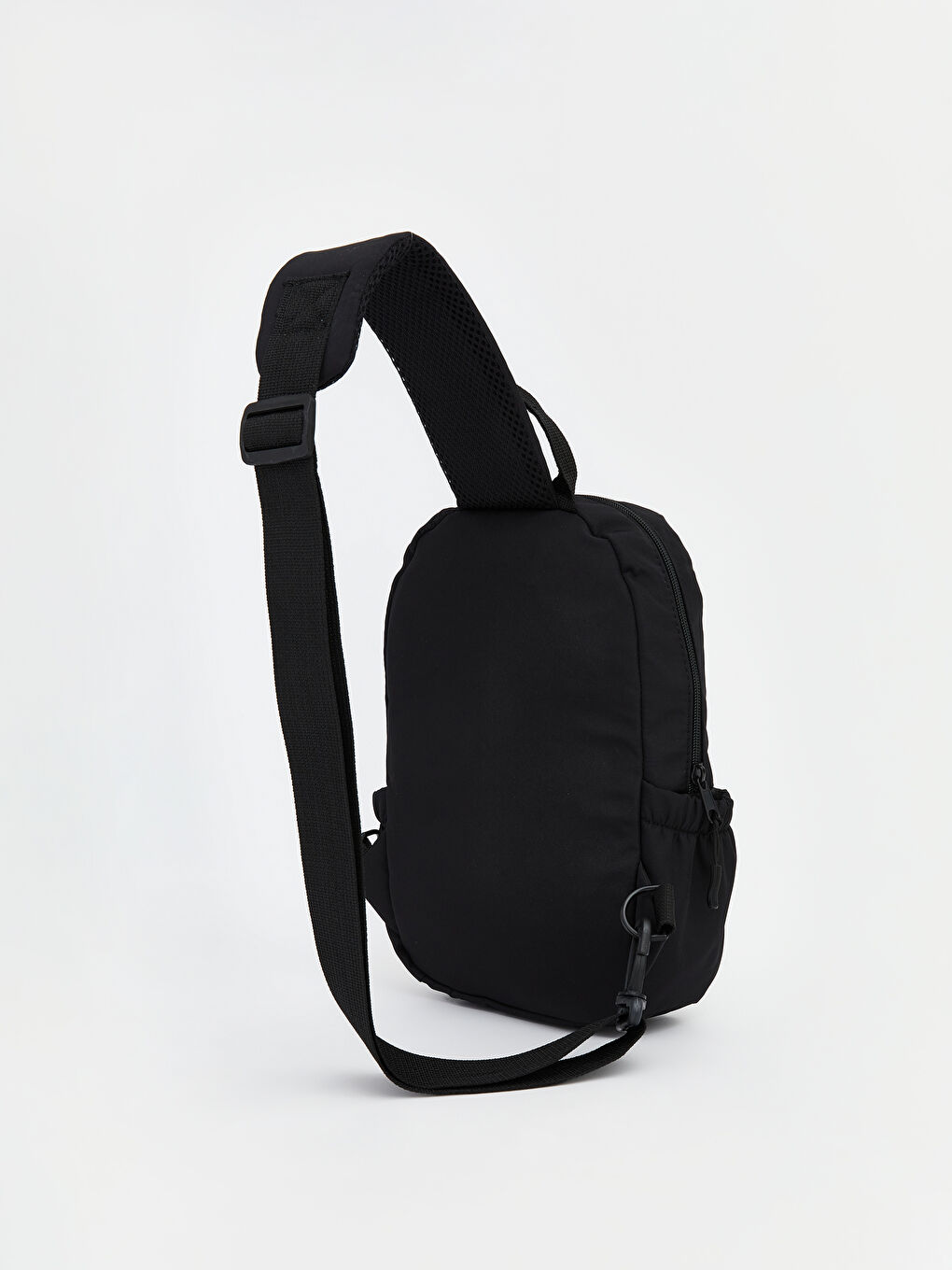 Siyah Erkek Göğüs Çantası-1