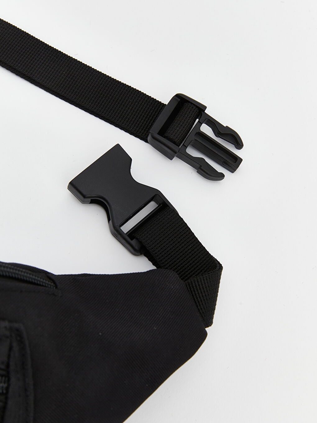 جانتای کەمەر ڕه‌ش پیاو-1