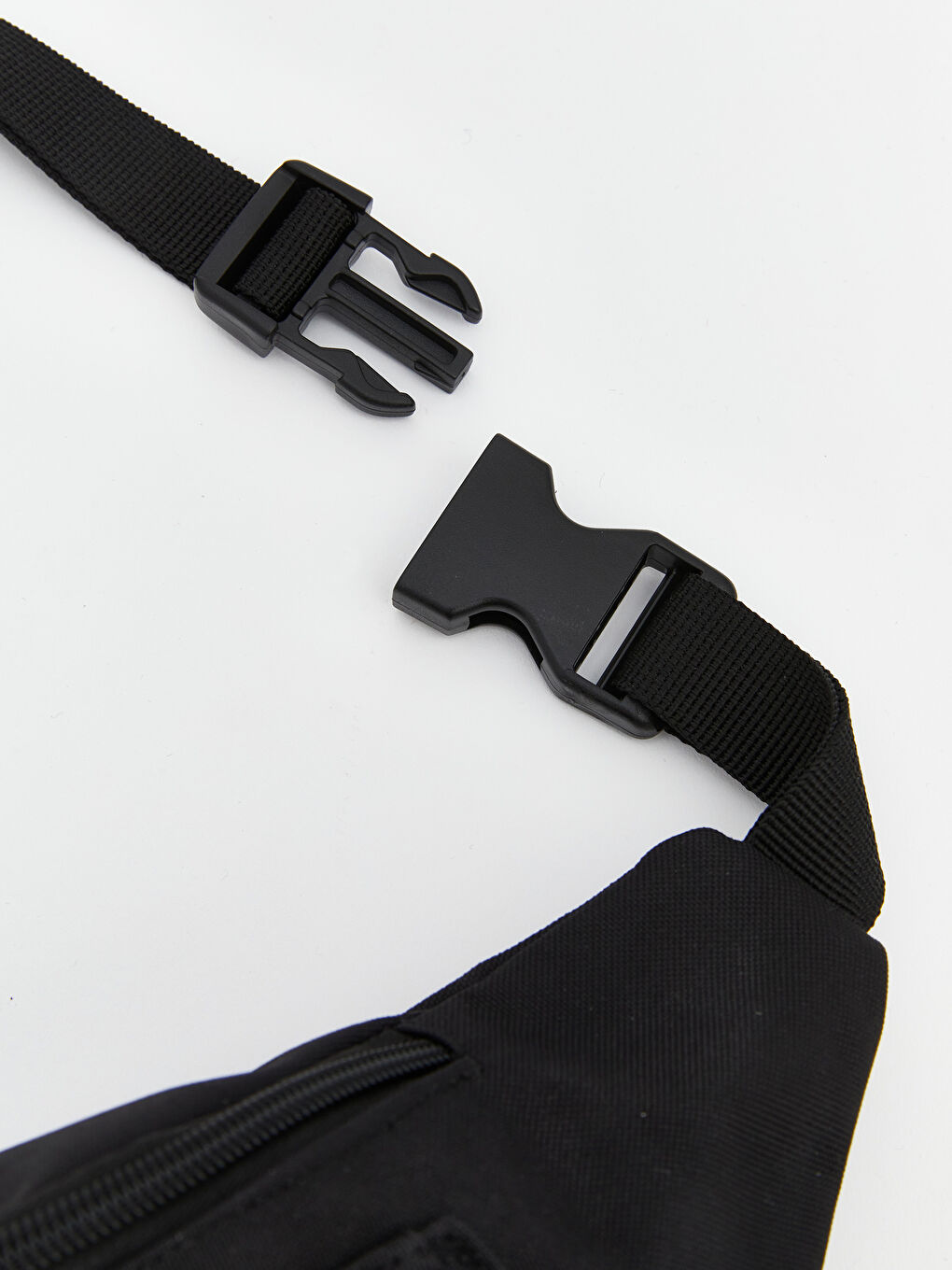 جانتای کەمەر ڕه‌ش پیاو-2