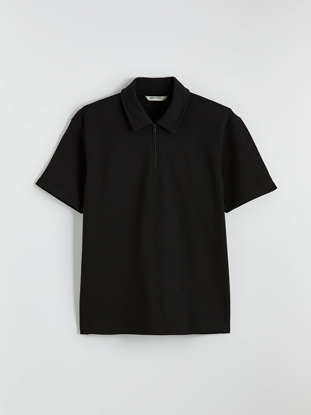 تیشێرت ڕه‌ش پیاو-4