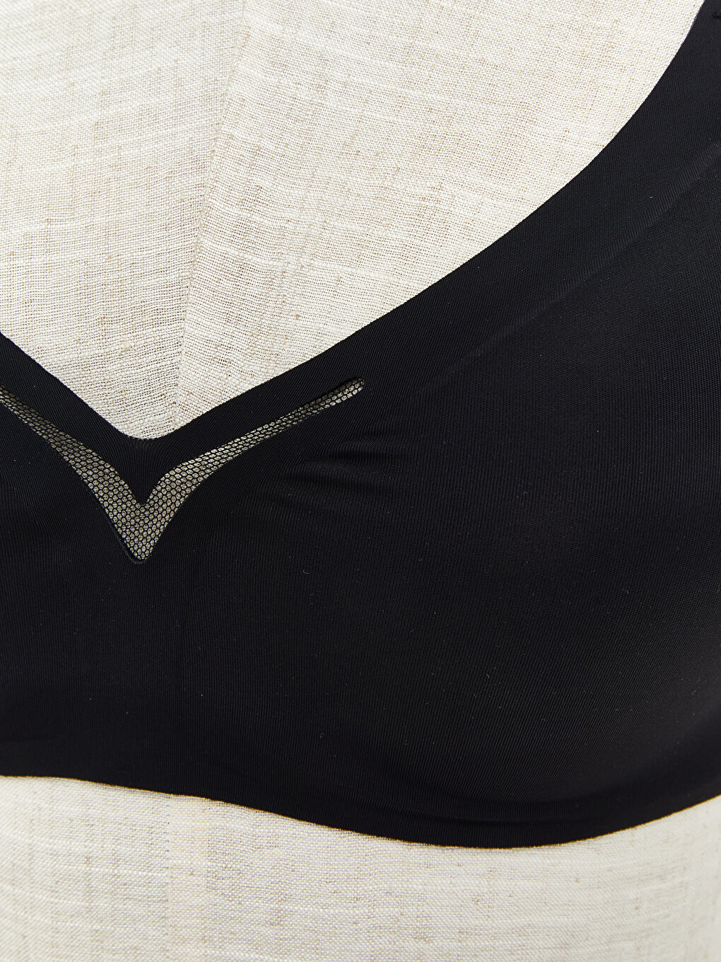 Siyah Balensiz Dolgusuz Düz Üçgen Sütyen-2