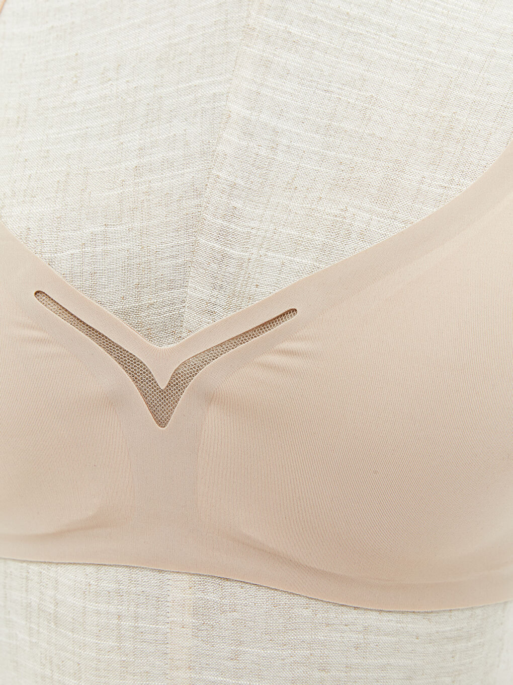 Pembe Balensiz Dolgusuz Düz Üçgen Sütyen	-2