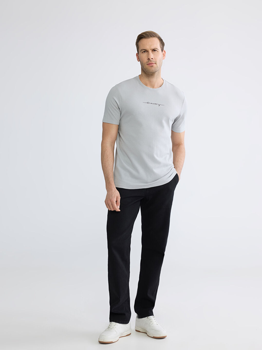 T-shirt homme en jersey à col rond-1