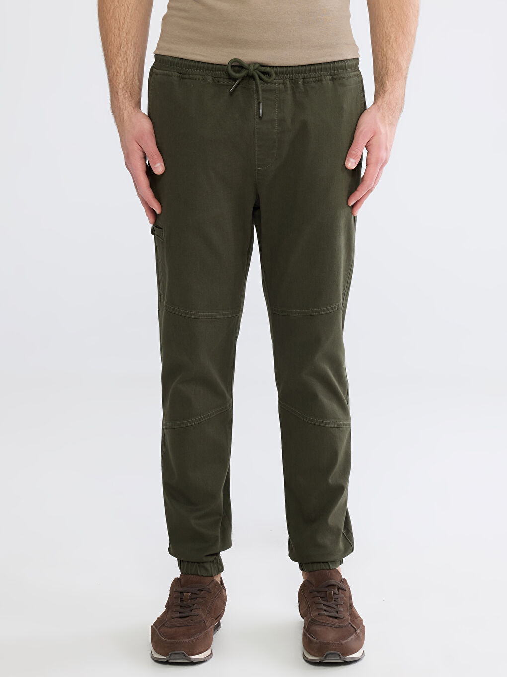 Man KHAKI Jogger Trousers-1