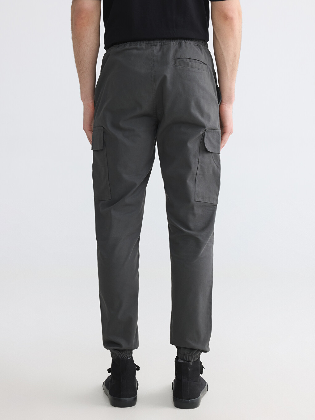 Regular Fit Gabardine Men's Cargo Trousers-3