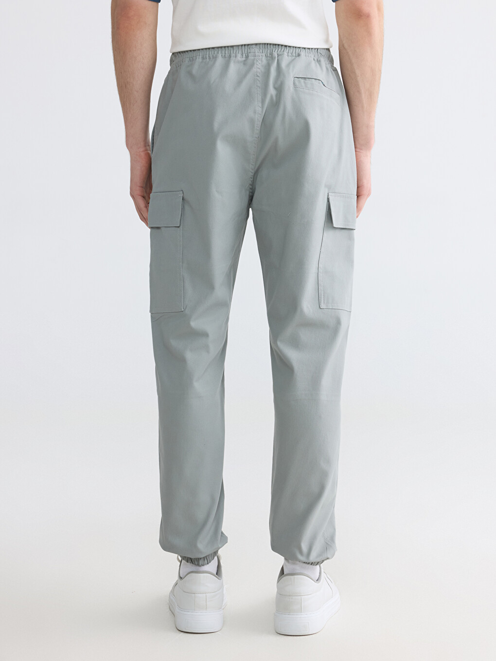 Regular Fit Gabardine Men's Cargo Trousers-3