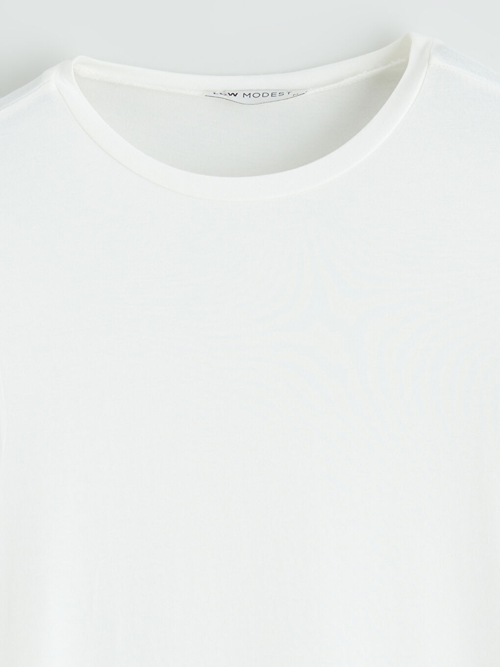 تيشيرت نسائي برقبة دائرية-5