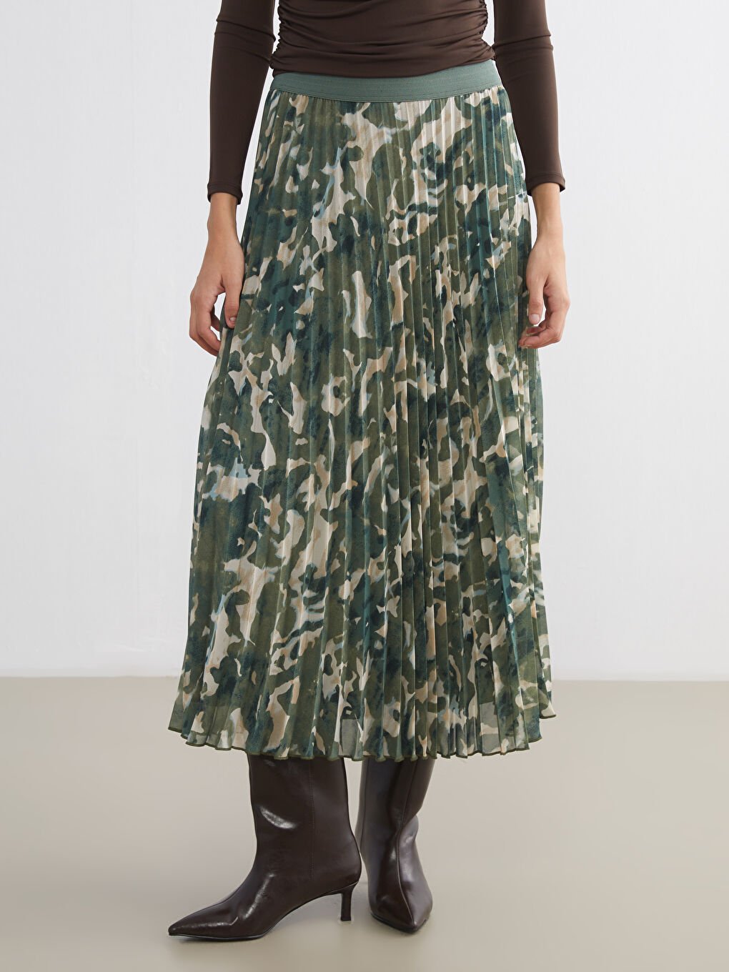 Beli Lastikli Desenli Pileli Etek-1