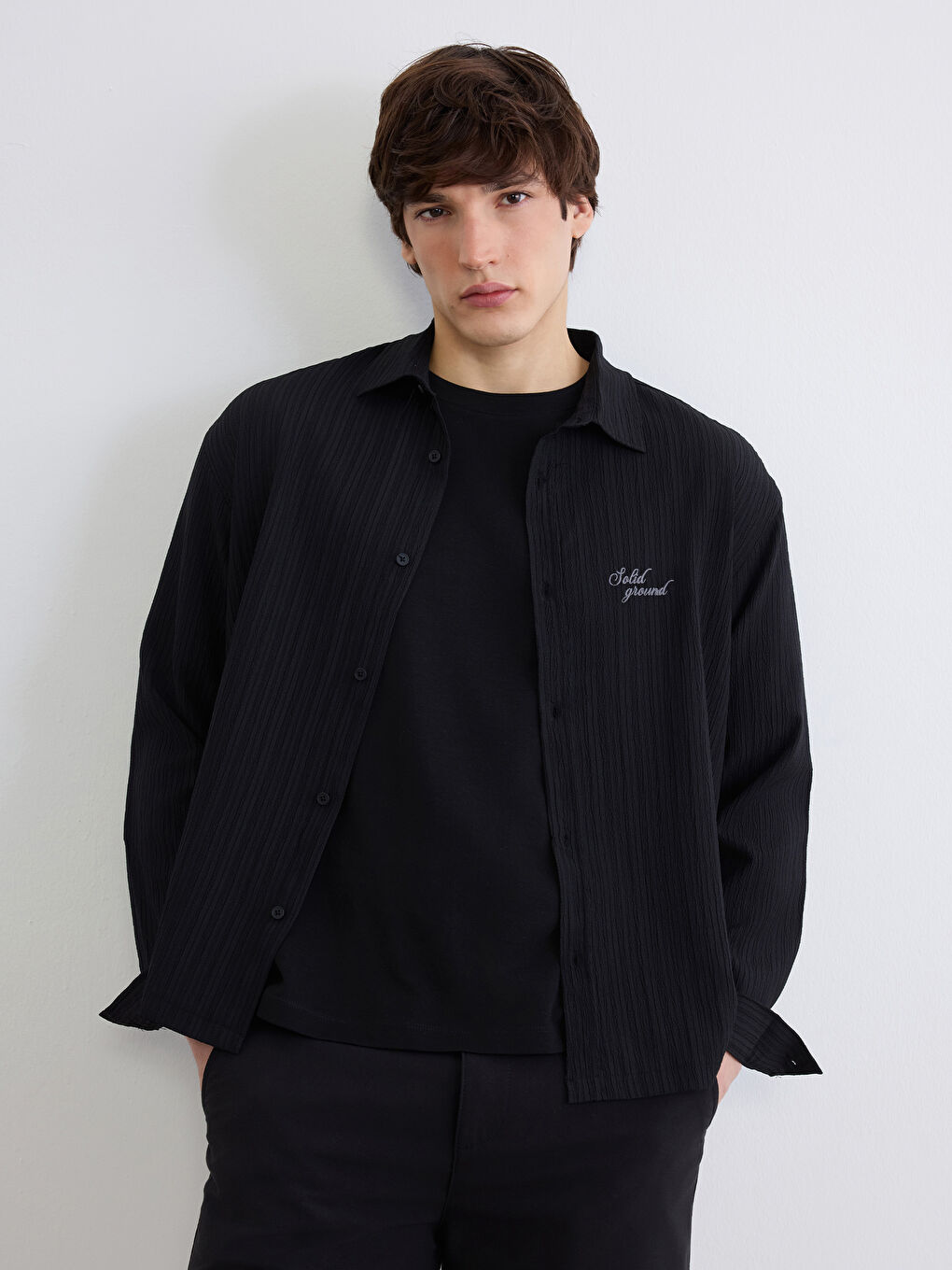 Siyah Loose Fit Nakışlı Erkek Gömlek