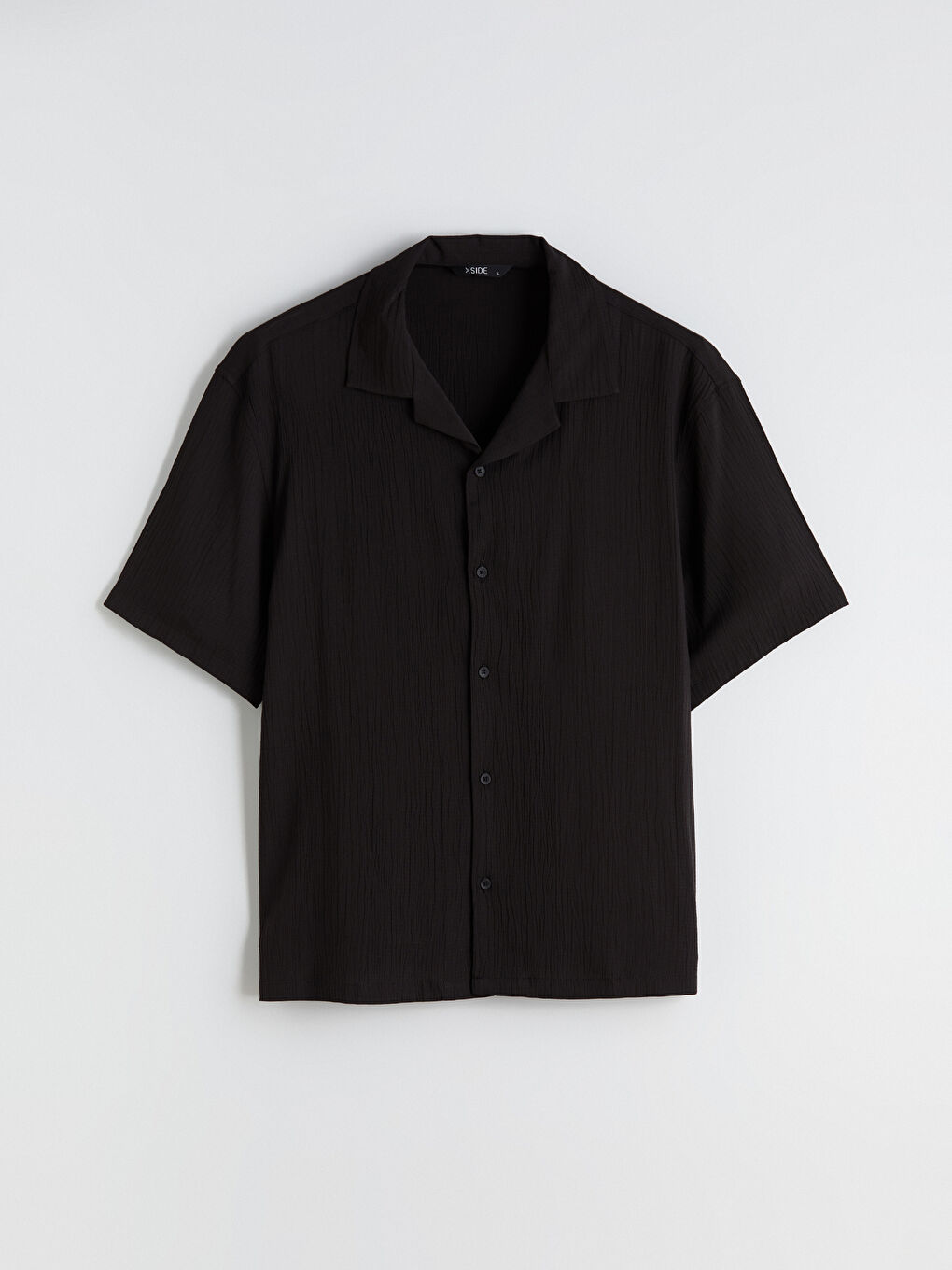 قميص رجالي بقصة عادية وياقة منتجع-4