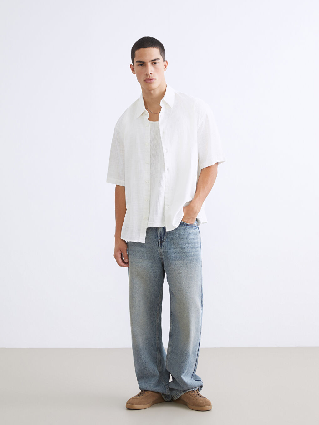 قميص للرجال بمقاس مريح بمظهر الكتان-1