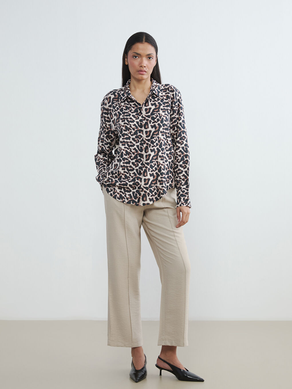 قميص نسائي واسع بنقشة الفهد-1