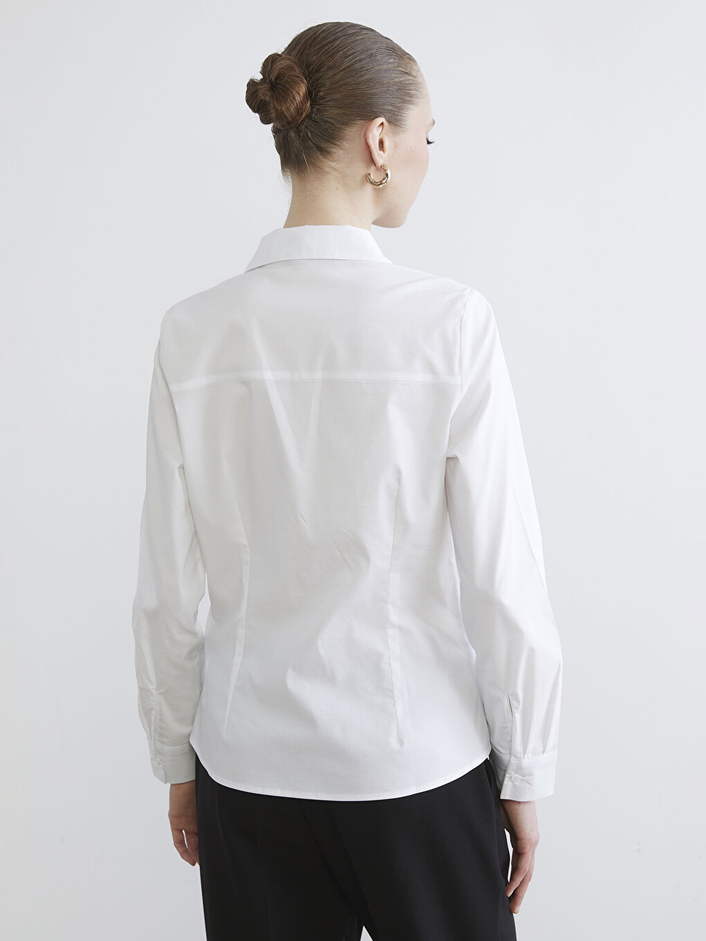 Beyaz Regular Fit Poplin Kadın Gömlek-3