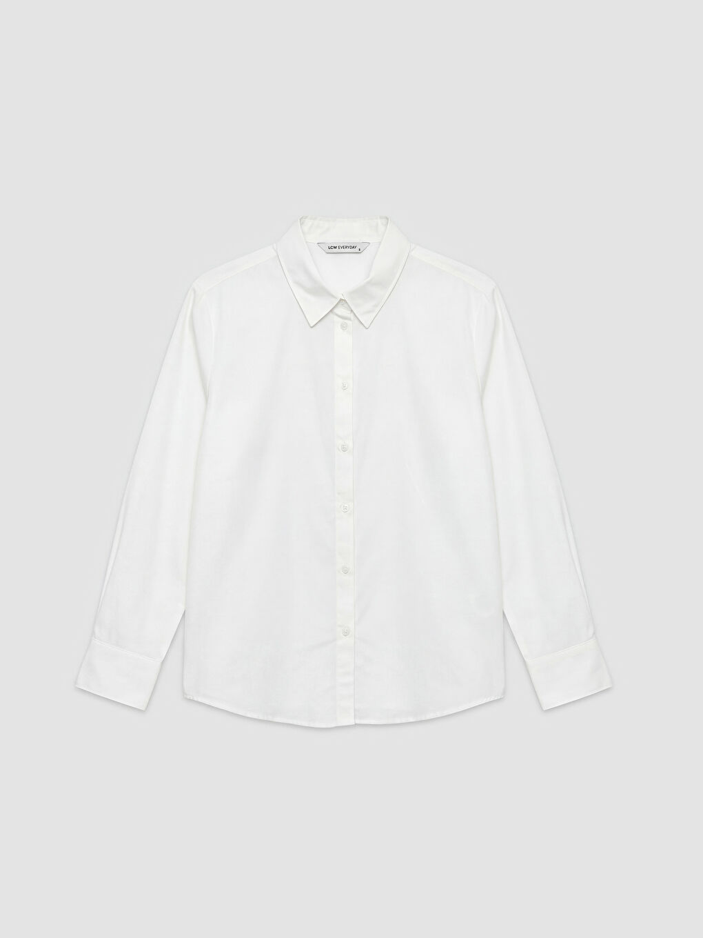 قميص أبيض امرأة