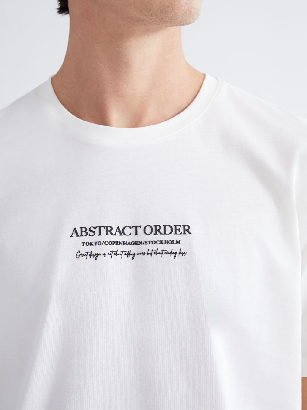 تيشيرت رجالي ياقة دائرية مطبوع جيرسي-2