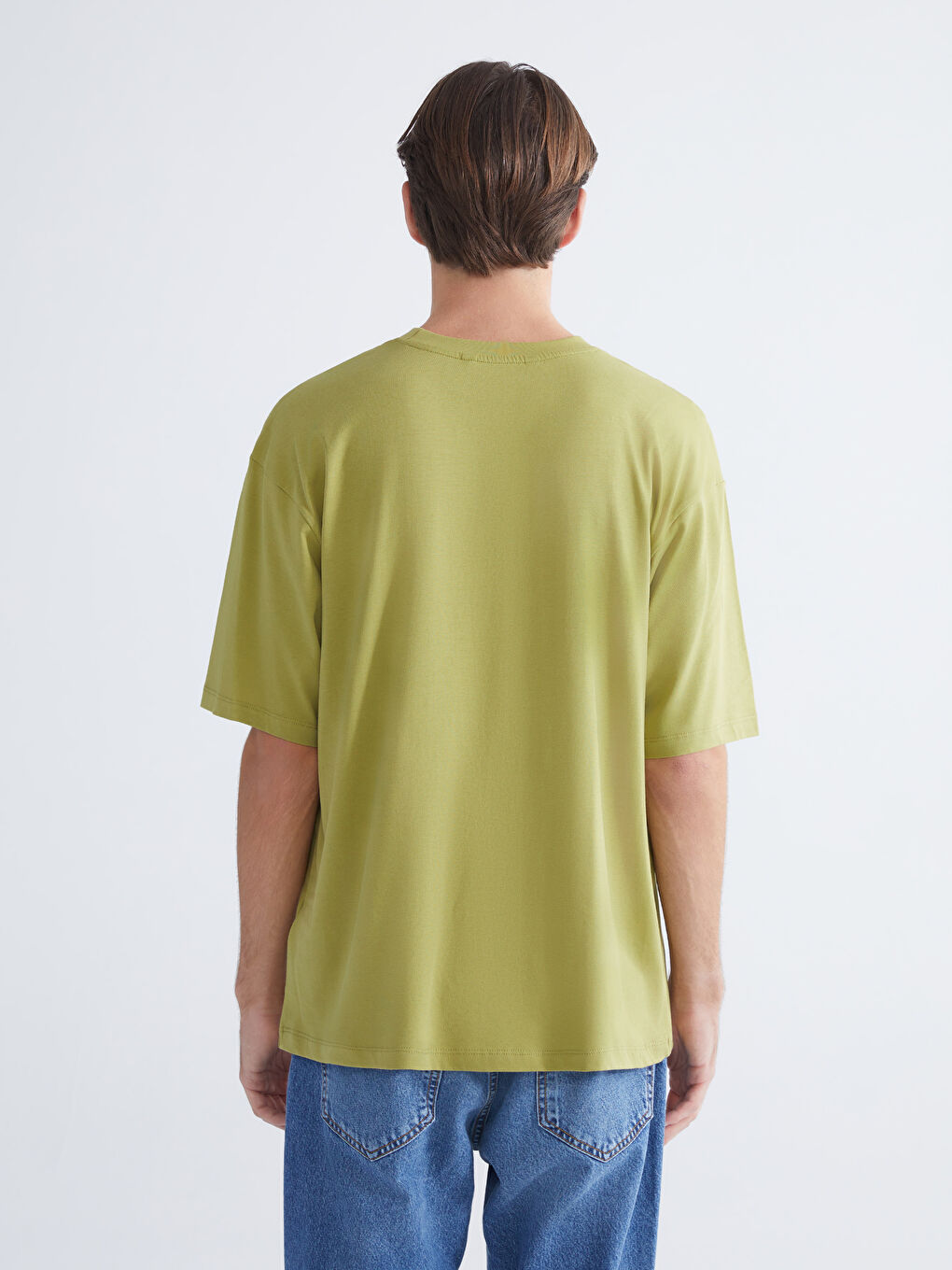 تيشيرت رجالي برقبة دائرية مطبوع من قماش جيرسي-3