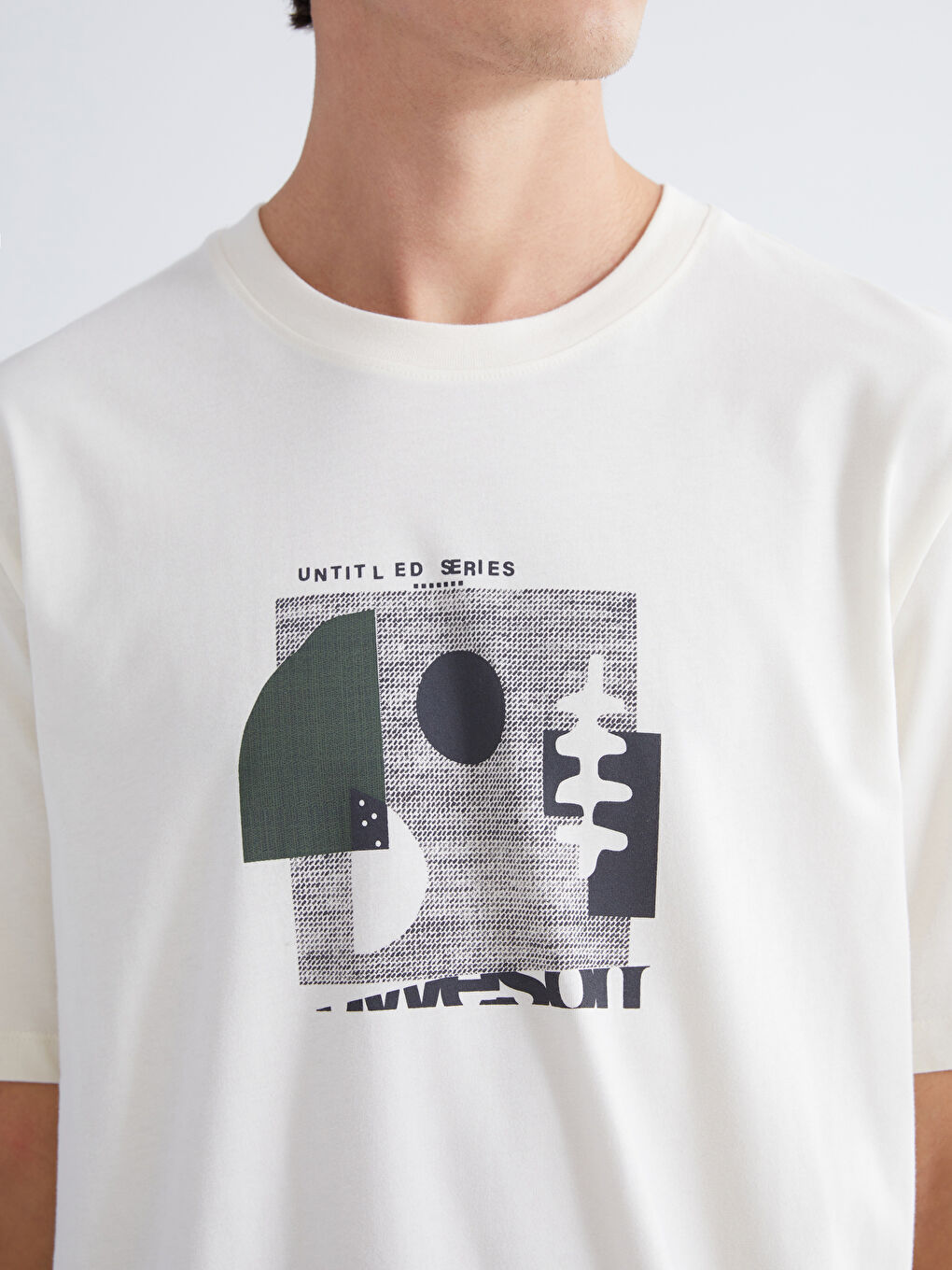 تيشيرت رجالي برقبة دائرية مطبوع من قماش جيرسي-2