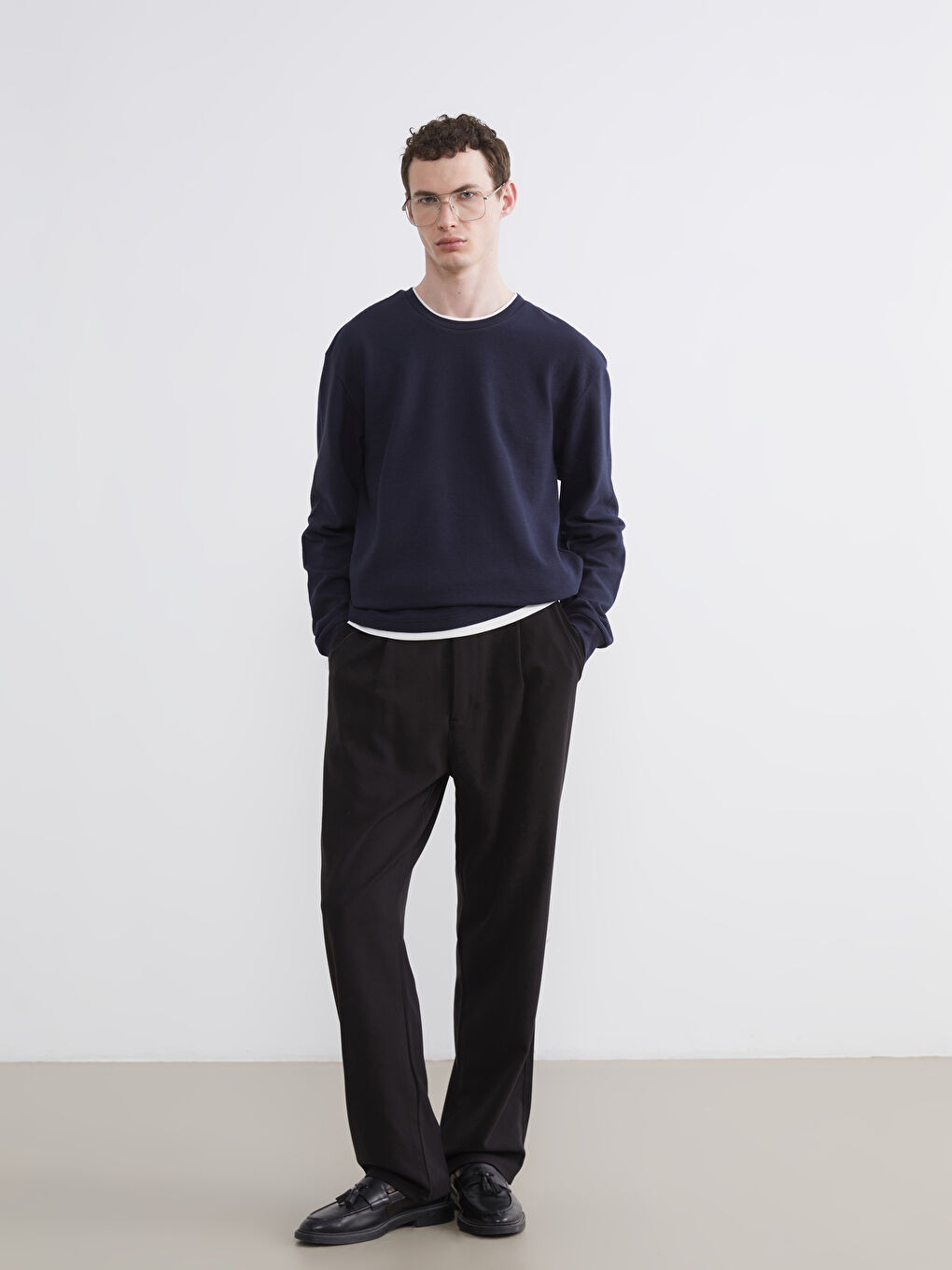 سويت شيرت رجالي برقبة دائرية-1