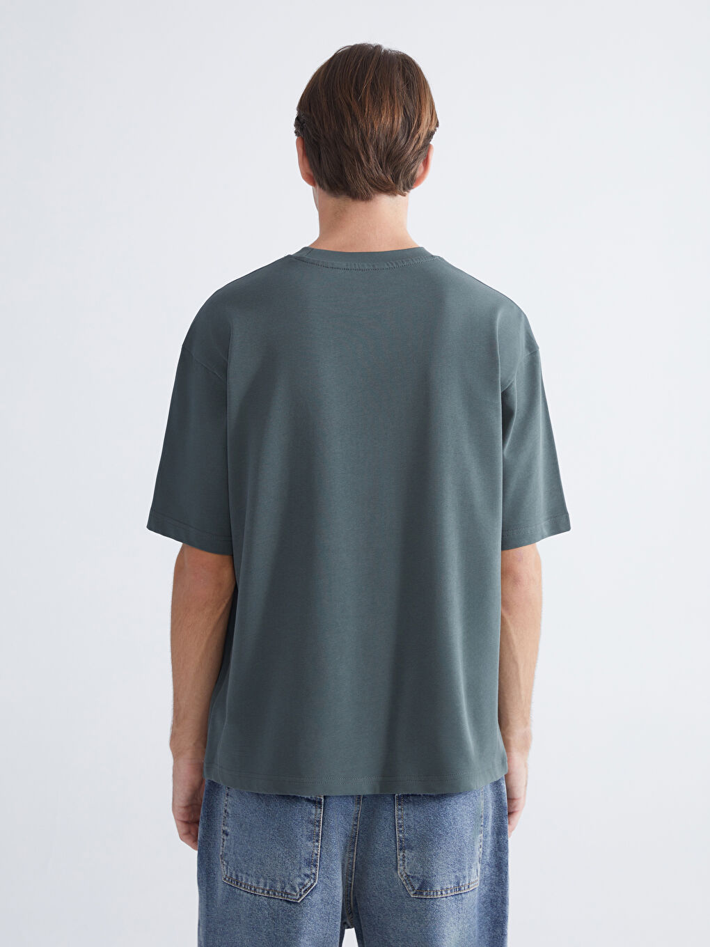 تيشيرت رجالي بياقة دائرية قماش جيرسي-3